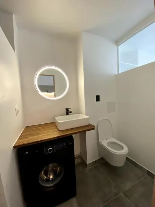 Moderne & Calme Sacre Coeur Apartment *